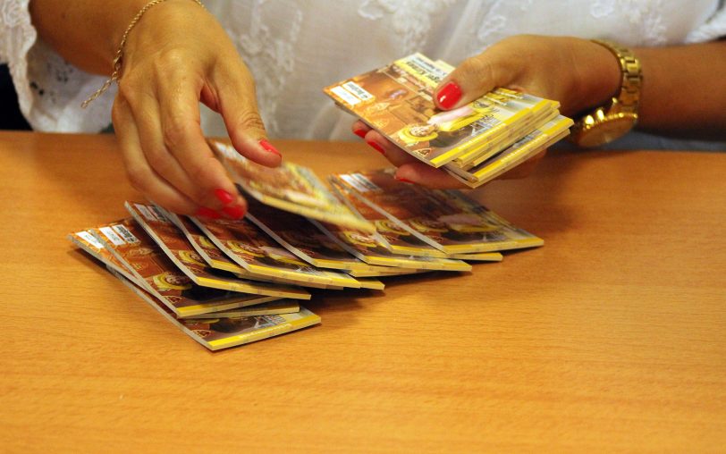 Die Pässe gehen weg wie warme Semmeln.