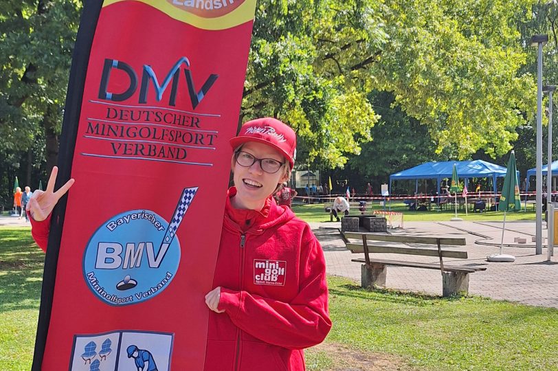 69. Deutsche Meisterschaften System Minigolf. Lea Reitemeier vom MGC Wanne-Eickel belegte im August 2025 den 3. Platz.