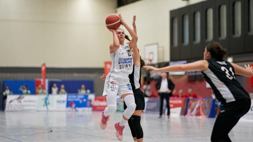 Die HTC-Damen gewinnen gegen die SNP BasCats USC Heidelberg am Sonntag (3.10.2021) mit 66:64. Im Bild Dragana Domuzin