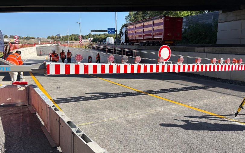 Der neue Tunnel Baukau im Autobahnkreuz Herne, um von der A43 auf die A42 Richtung Duisburg zu gelangen, wurde am Montag (18.8.2025) freigegeben.