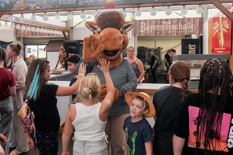 Kindernachmittag auf Crange – Fritz, das Maskottchen, durfte natürlich nicht fehlen.
