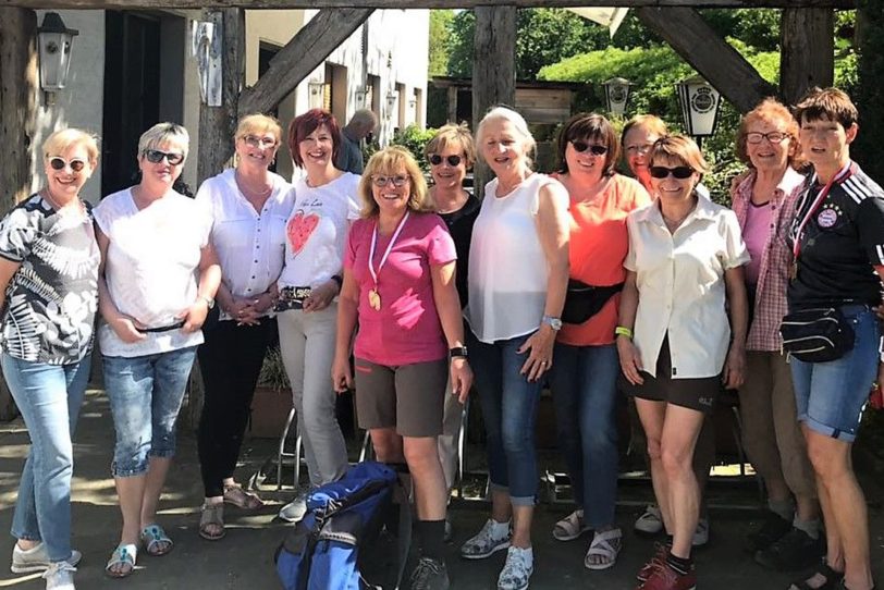 BTC-Frauen beim Wandertag in Büren.