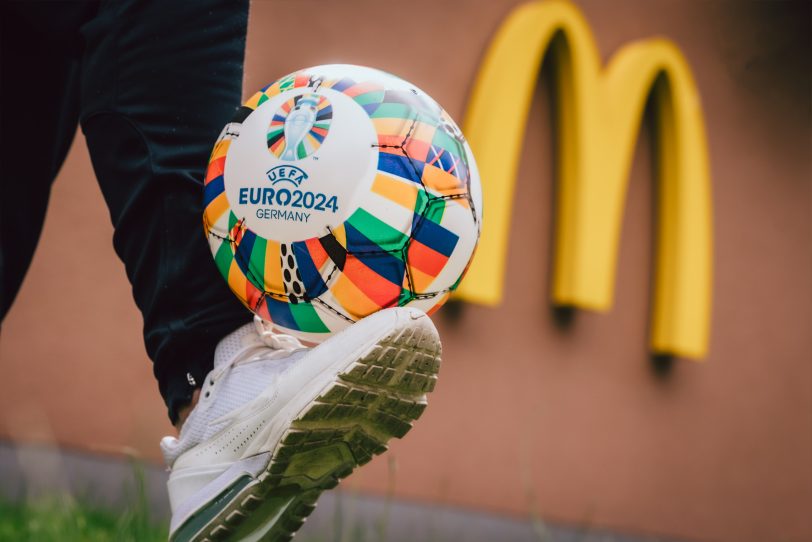 Ball und Burger: Zur Fußball-EM spielt sich vor allem hier eine Menge ab – in den Fast-Food-Restaurants in Herne, so die Gewerkschaft NGG Ruhrgebiet.