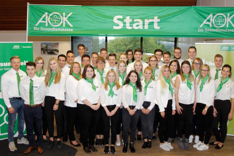 34 Auszubildende, dual Studierende und berufsbegleitende Auszubildende sind am 3. September 2019 bei der AOK-Serviceregion Ruhrgebiet an den Start gegangen.