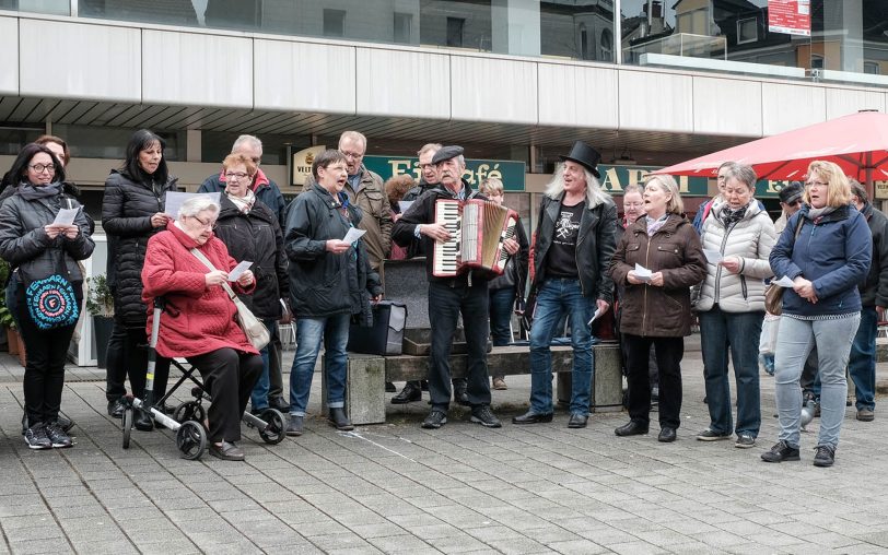 Der Flashmob sang das Steigerlied.