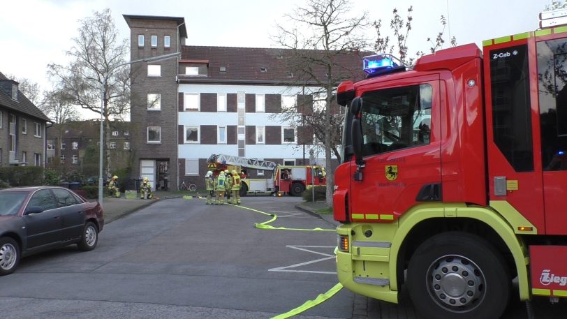 Dachstuhlbrand im Haus an der Johannesstraße am 12.4.2021.