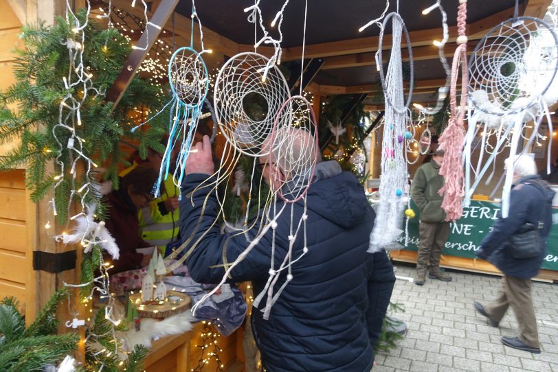 Eickeler Adventsmarkt der Lions Herne-Emschertal hatten am 8.12.2024 in ihr Weihnachtsdorf vor der Kulturbrauerei eingeladen.