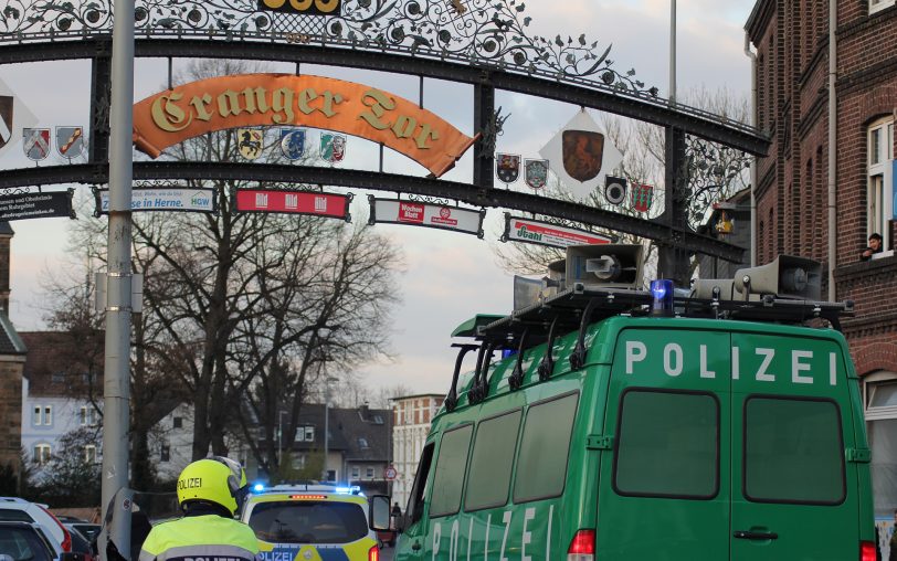 Demonstration von Impfgegnern in der Wanner Innenstadt und Gegendemo vom Bündnis Herne am Sonntag (6.3.2022).