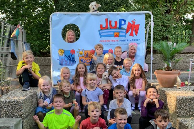 Die Falken Pantringshof laden zum Sommerferienprogramm 2023 ein.