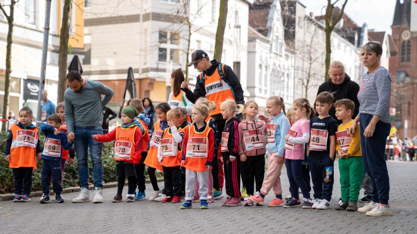 Ein Highlight des Tages ist der Bambini-Lauf für die jüngsten Teilnehmer.