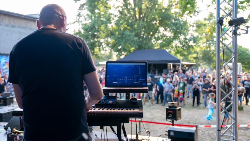 Das 35. Spektakulum lockte auf die Wiesen am Stennert.