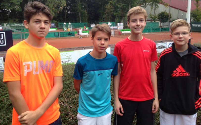 v.l. Finn Wiethoff, Paul Schmitt, Stephan Hampel, Lukas Wiemer.