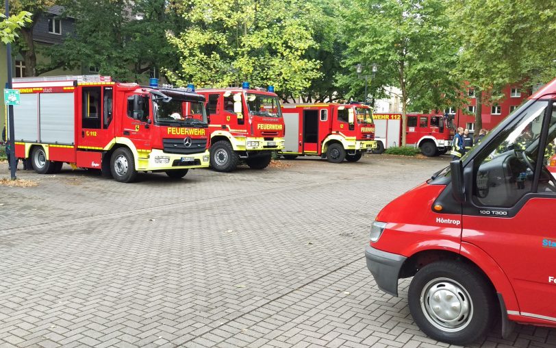 Der Bereitstellungsraum der Feuerwehren.