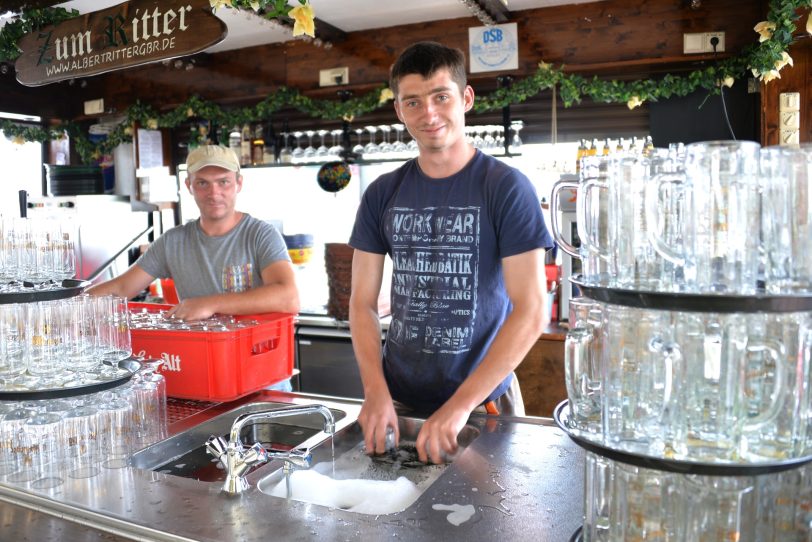 Aufbau Zum Ritter, Juni 2016.