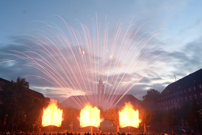 Das erste Feuerwerk beim Feuerabend 2022.