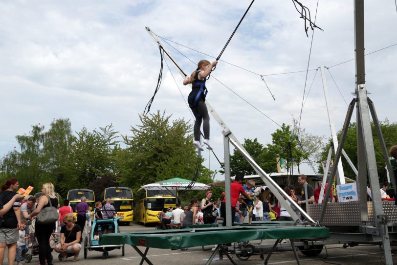 Bungee-Trampolin.