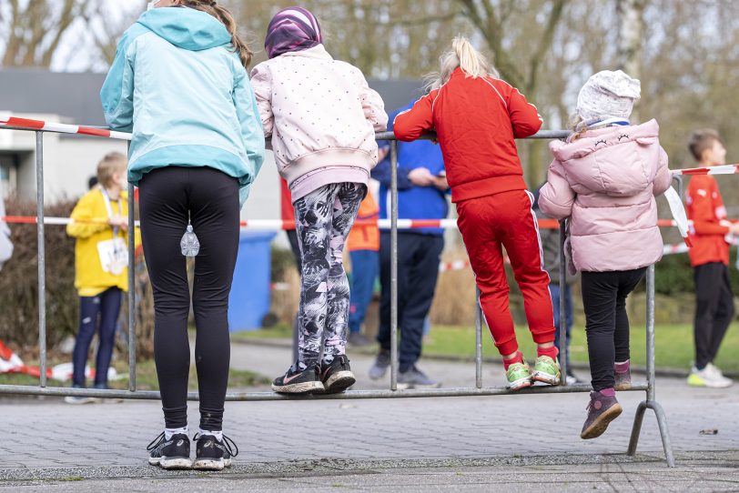 Der 43. Herner Silvesterlauf im Revierpark Gysenberg in Herne (NW), am Freitag (31.12.2021). Coronabedingt ohne Zuschauer und mit 2G.
