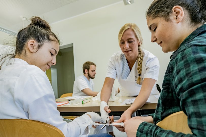 Krankenpflegeschüler.