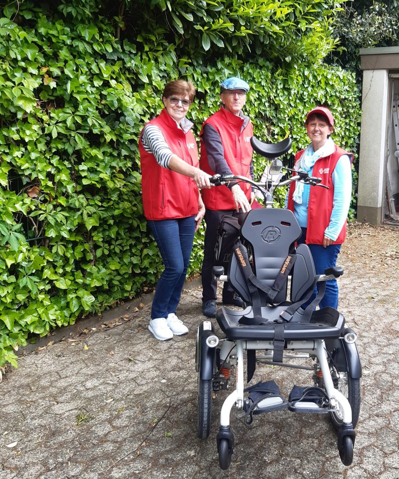 Das DRK-Quartiersbüro in Wanne-Süd startet mit einem inklusiven Rad in die neue Fahrradsaison.