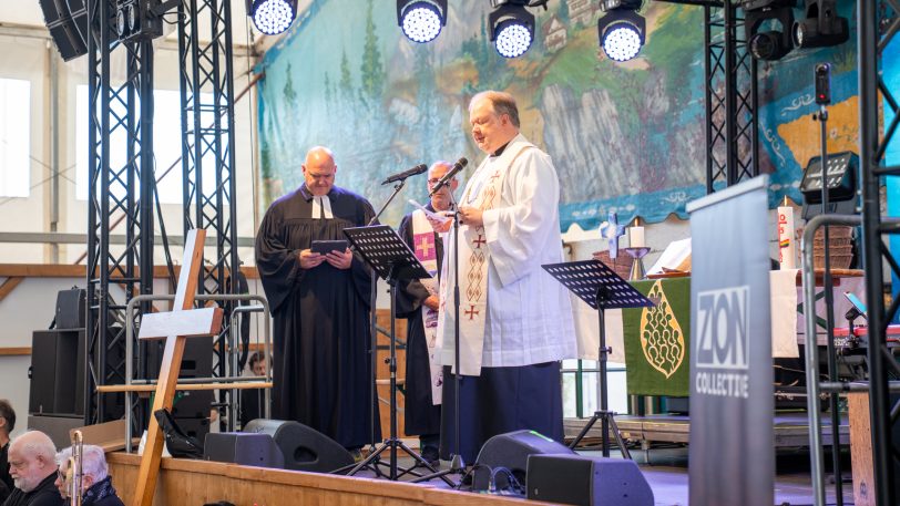 Der traditionelle Gottesdienst der evangelischen Kirchengemeinde Wanne-Eickel in der Bayern-Festhalle auf der Cranger Kirmes am Sonntag (3.8.2025).