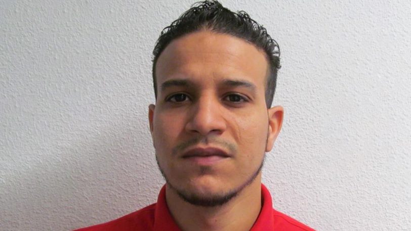 Dieser Tatverdächtige wird seit dem 12. August 2020 öffentlich von der Polizei gesucht.