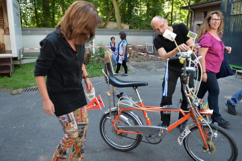 Zu bestaunen gab es auch ein original Bananen-Fahrrad der 70er.