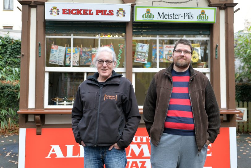 Vorher: v.l. Horst Schröder und Alexander, der Happy Wookie.