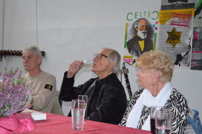 Prosit Helmut Bettenhausen zum 90. Geburtstag. Die Künstlerzeche Unser Fritz 2/3 hatte ihrem Gründer einen Empfang in der Kaue ausgerichtet.