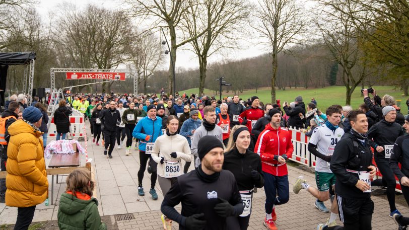 Eindrücke vom 46. Silvesterlauf im Gysenberg am Dienstag (31.12.2024). Mehrere Läufe in verschiedenen Altersklassen standen auf dem Programm.