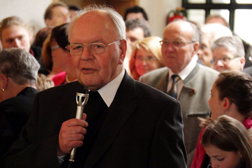 Verabschiedung von Pfarrer Karl Heinz Pötter.